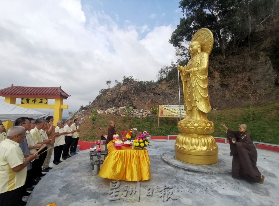 申达央义山设新骨灰龛，背山面海 风水宝地