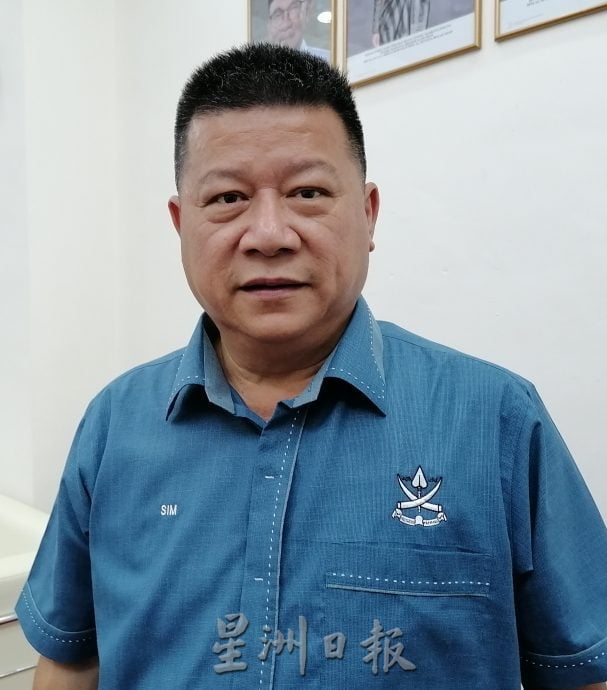 华人商店退场、外劳商店渐取代,巴刹峇鲁1巷沦外劳街。