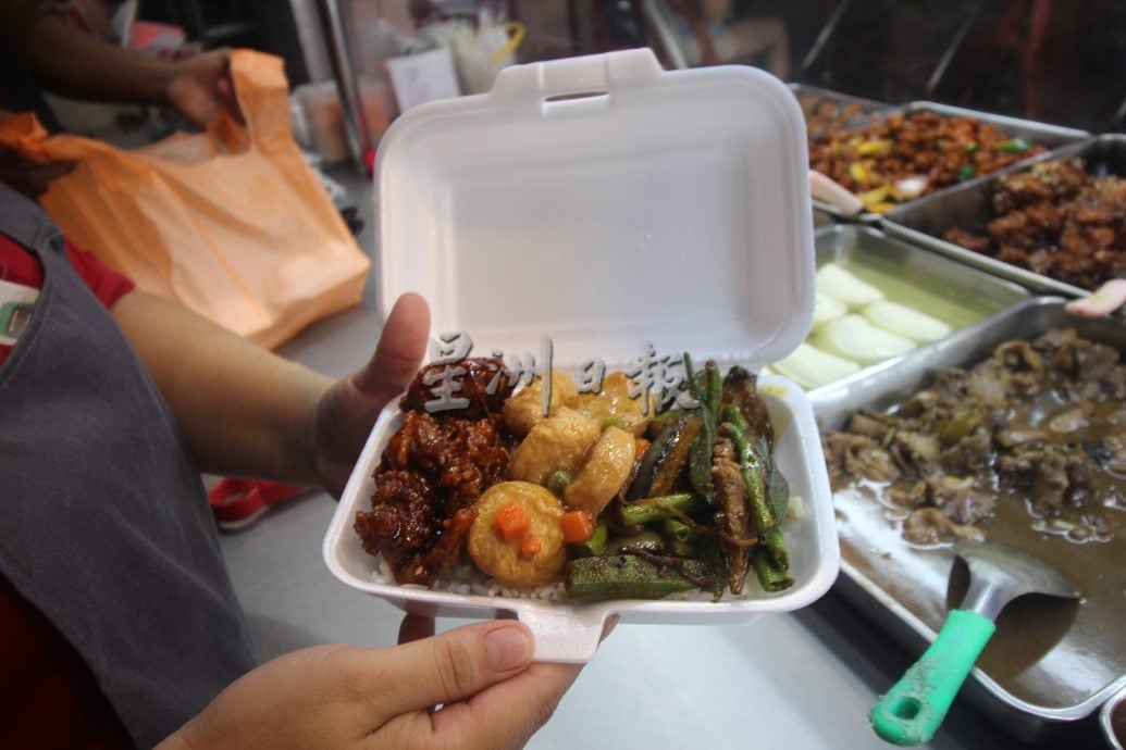 彭7月1日起禁用保丽龙饭盒,业者担心营运成本涨