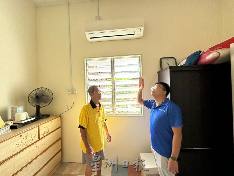 甘榜普劳木屋局部维修工程已竣工