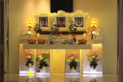 快艇翻覆5死｜颜宏达一家三口明举殡 颜良雄：侄儿去年创业卖鱼饵