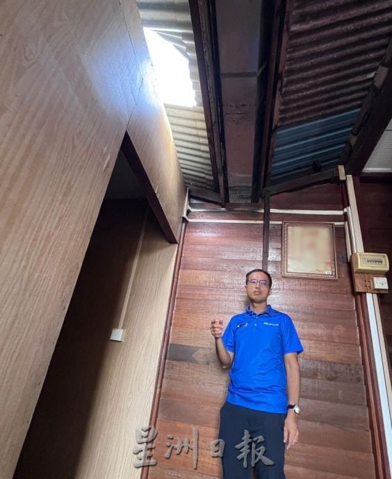 甲州强风暴雨,果园即将成熟的榴梿被刮落