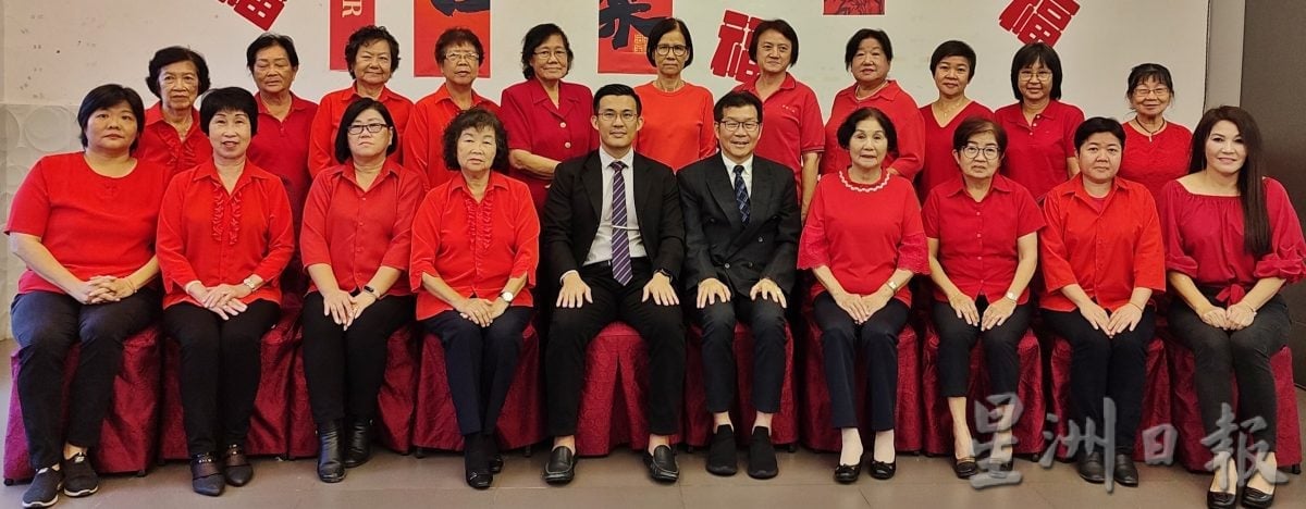 136年安顺广东古庙 提升工程料一年完成