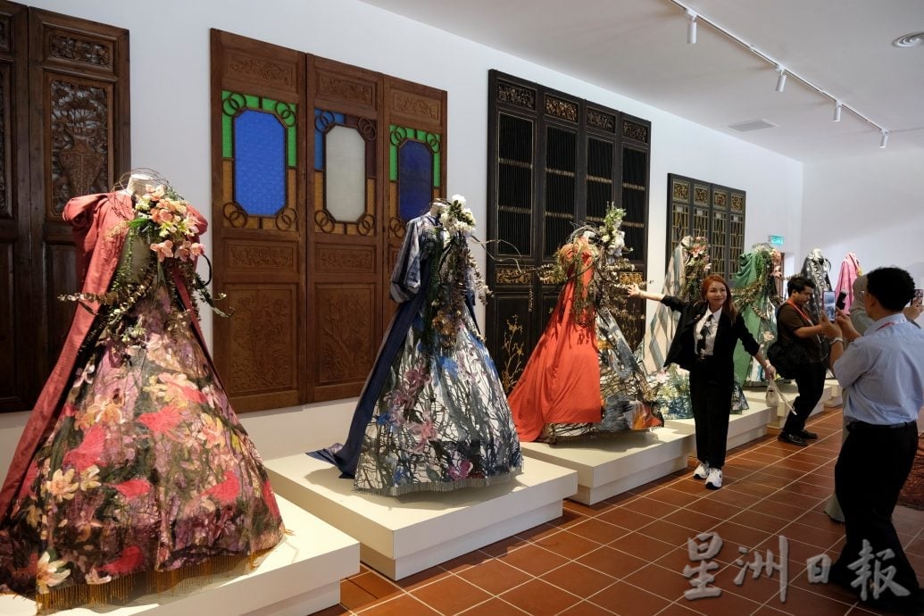 东：（已签发）AIPACODD今日与会代表展开文化交流行程交流行程