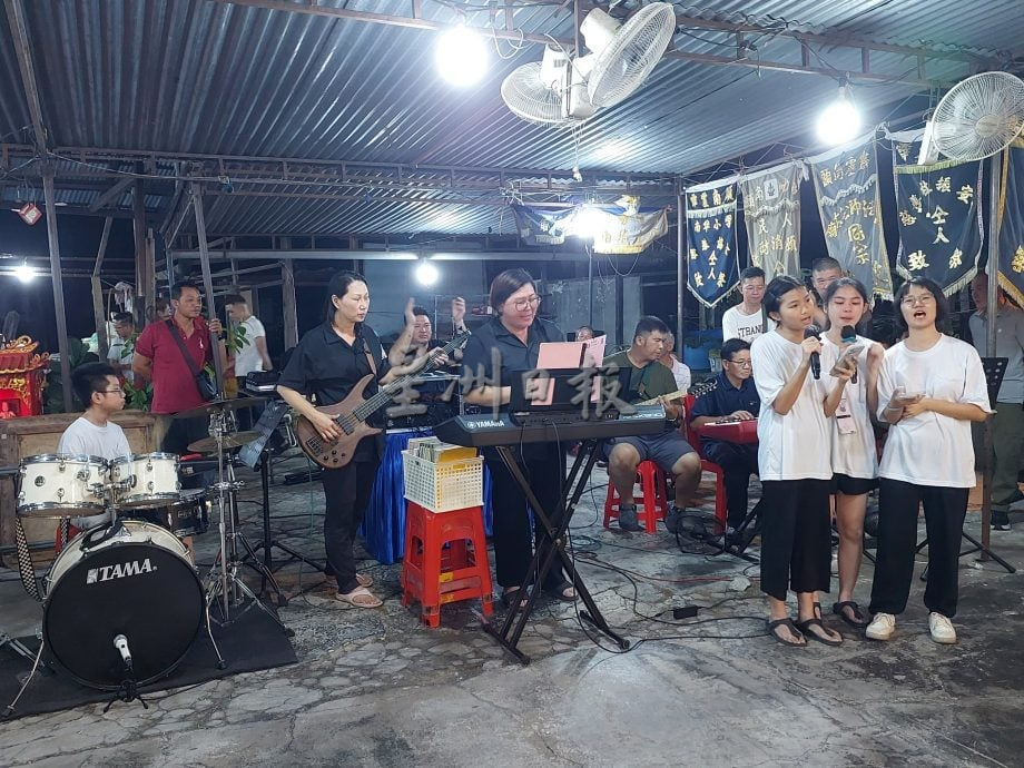 (大北马)音乐人方麒诚 一生追求音乐梦 告别追悼 家人现场乐队伴唱