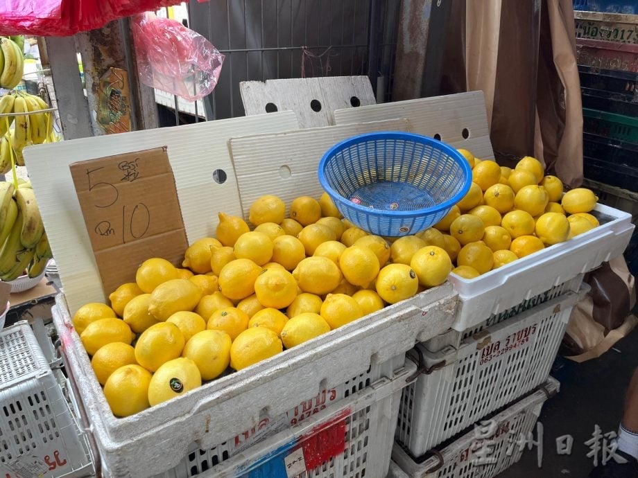 本地水果供应不足 或随进口水果起价