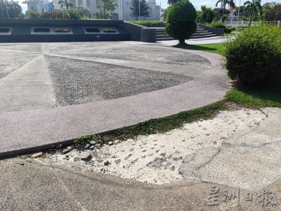 怡火车站新貌登场　前方花园设施破损成反差