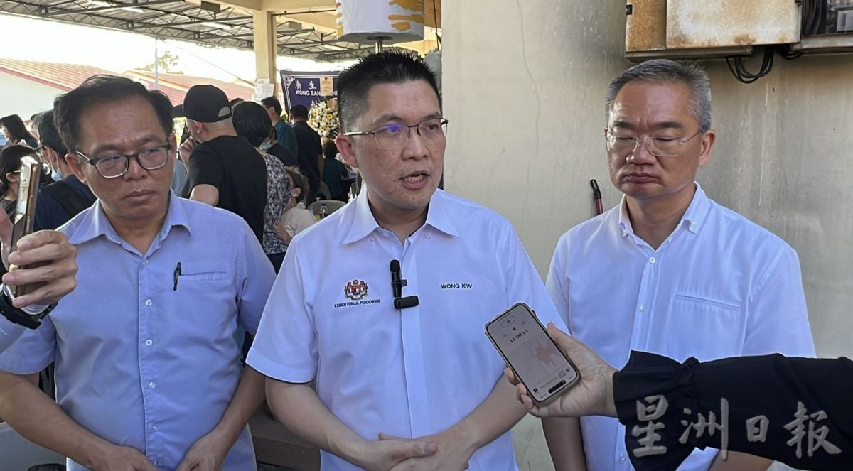 华小教师母子双尸案-黄家和：文秋燕尽责服务19年