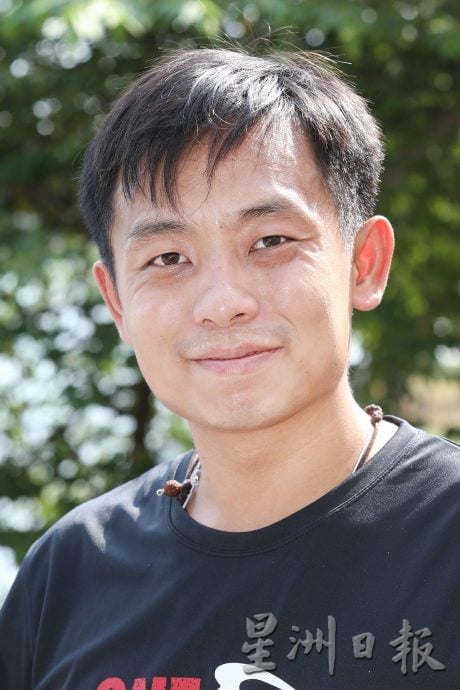 200公尺赛程激烈竞速 “潮起龙鸣”龙舟赛明