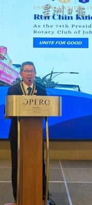已签发 柔:新山扶轮社第74届理事就职典礼:陈贵涛:洗肾中心资金告急