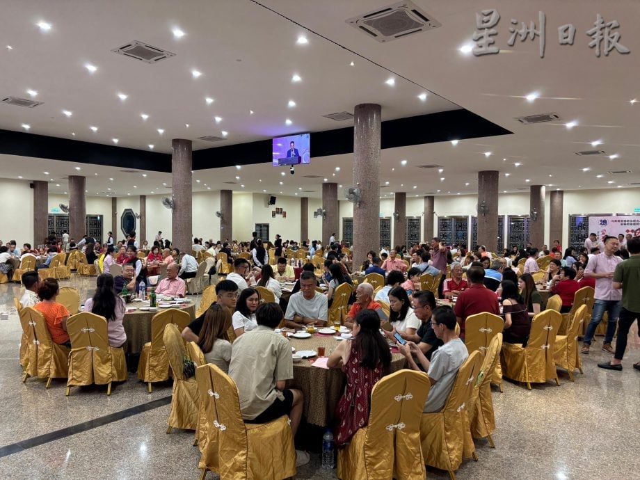 （已签发）柔：本报活动：施万里吁子女多关怀父母   避免父母在科技时代受骗