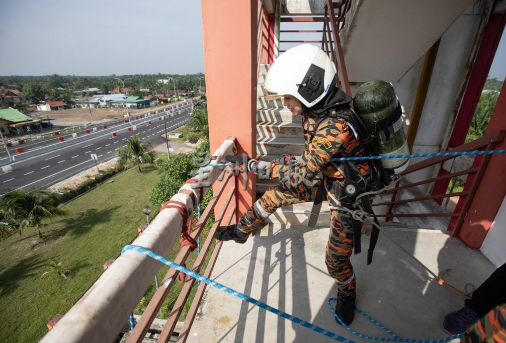 星角摄/柔佛州消拯队选拔赛