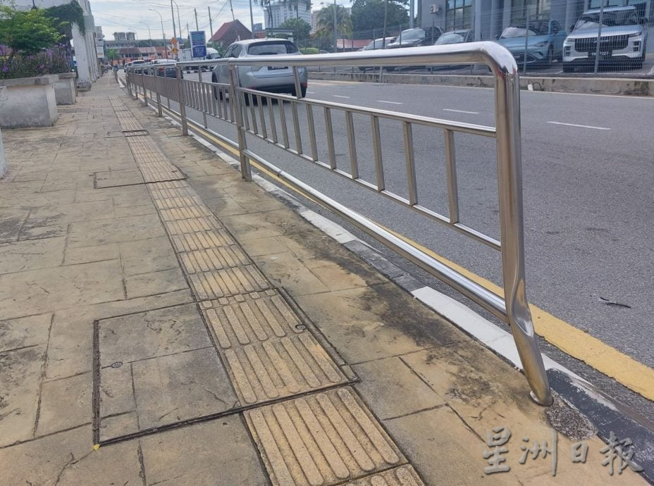 雅佳美浪路需增加交通安全措施