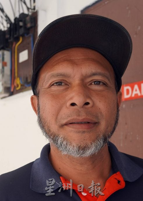 加央市会Smart Parking启动收费，公众无视宣导未提前准备卡出口致堵塞