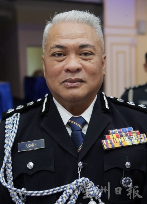 霹又有巨响| 地质局:没炸石 警方:没爆破演习