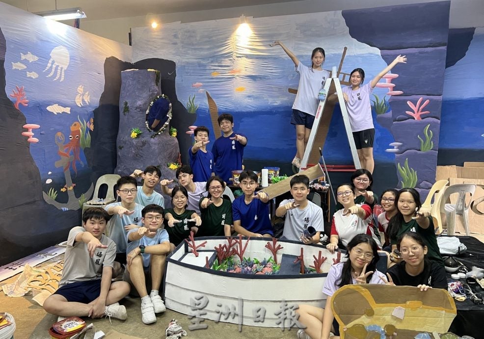 （古城第二版主文）【带你去找爱】：母校，我爱你！