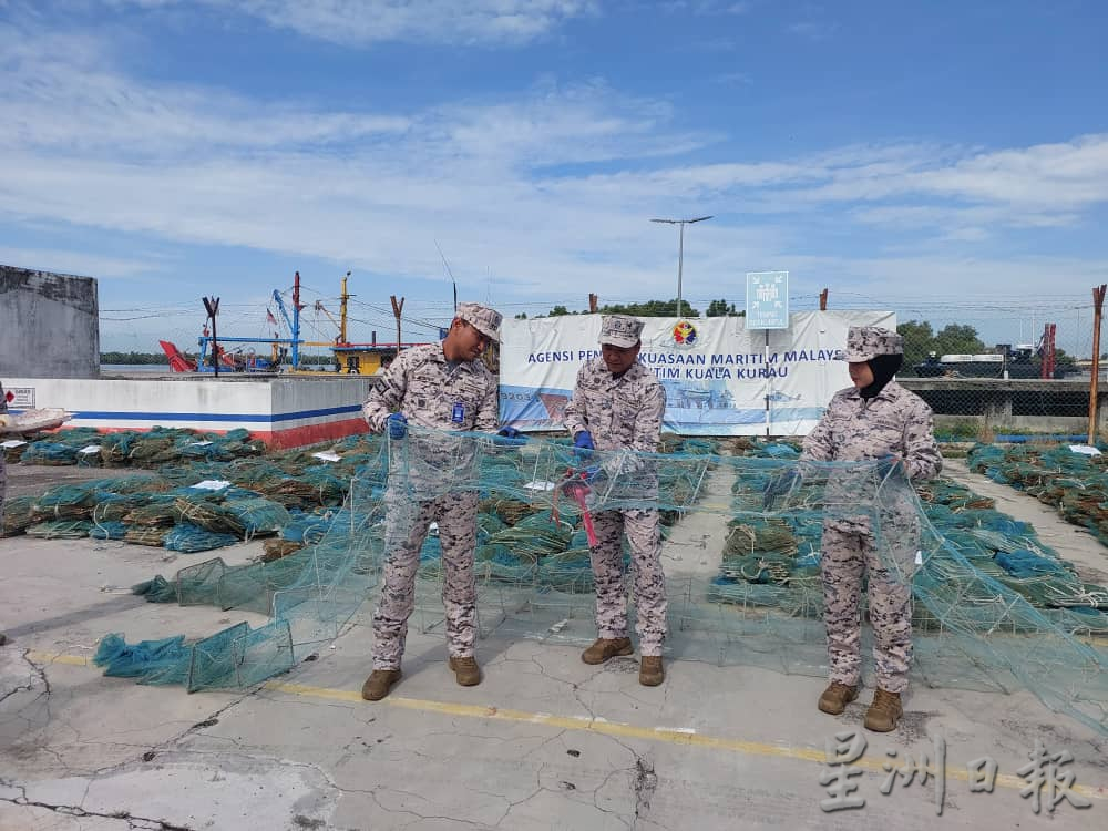 （大北马） 古楼海事执法机构销毁1742个筌笼 