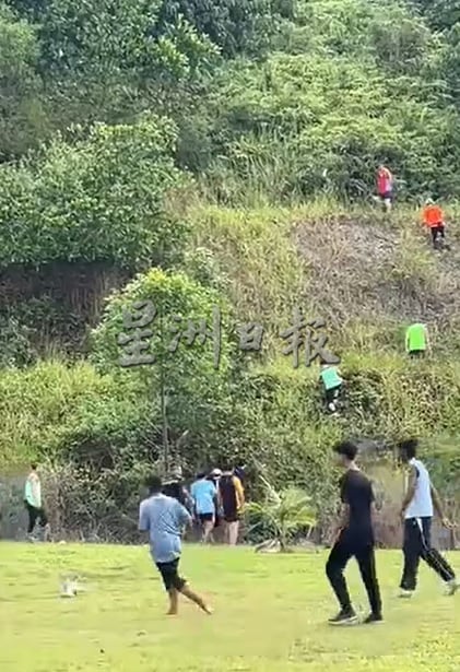 登山群涉擅闯住宅区小山林 居民怒轰不负责任