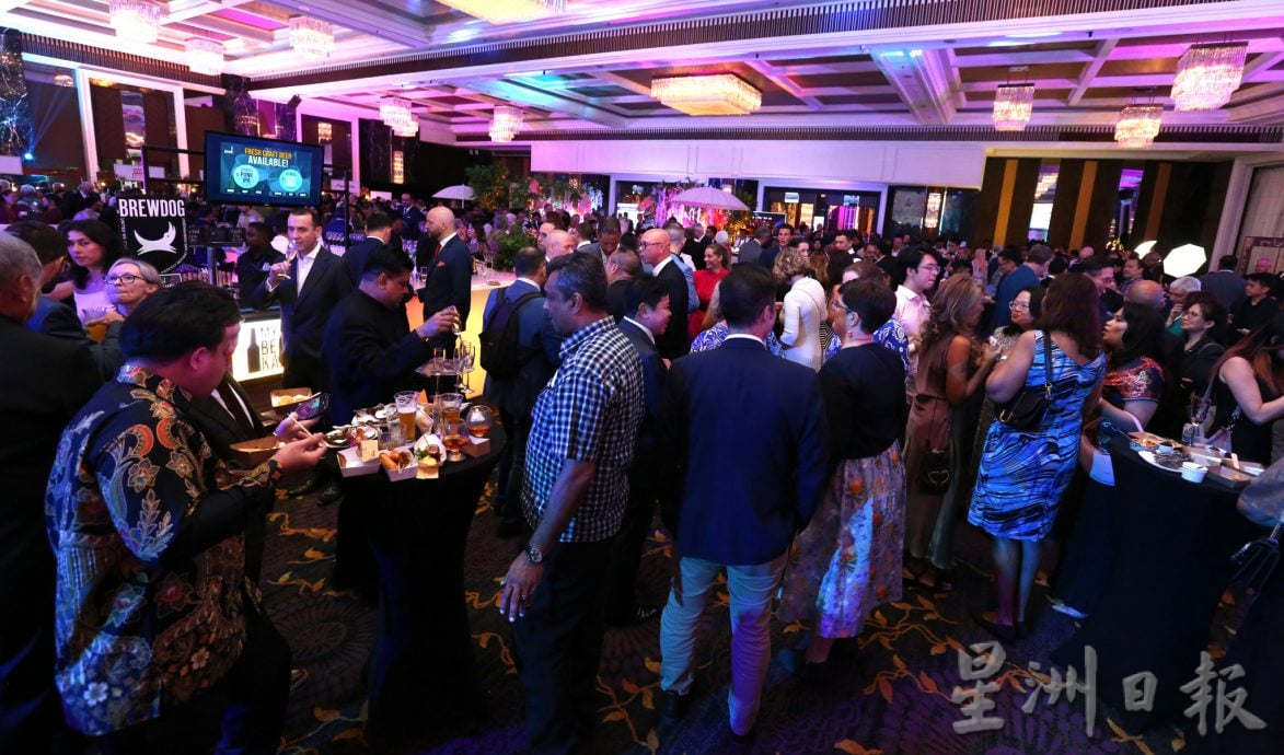 英新任驻马最高专员业杰沙马首度演讲 冀双边关系“大胆而具前瞻性”