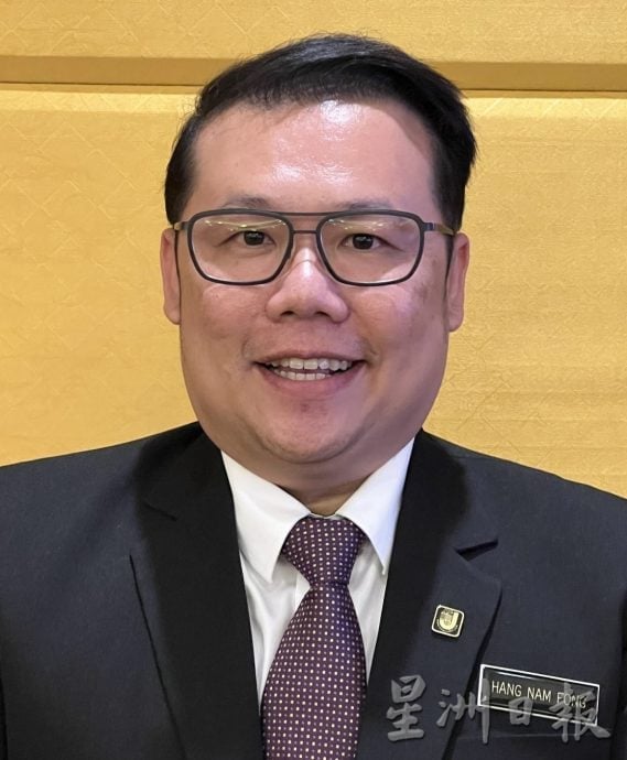 野新市议会招聘9职位·唐楠峰吁华裔申请打破“零华裔”局面