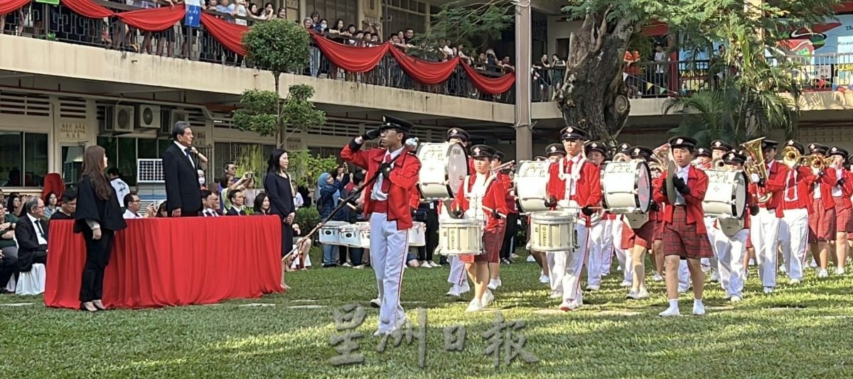 画页：培风中学格致112校庆