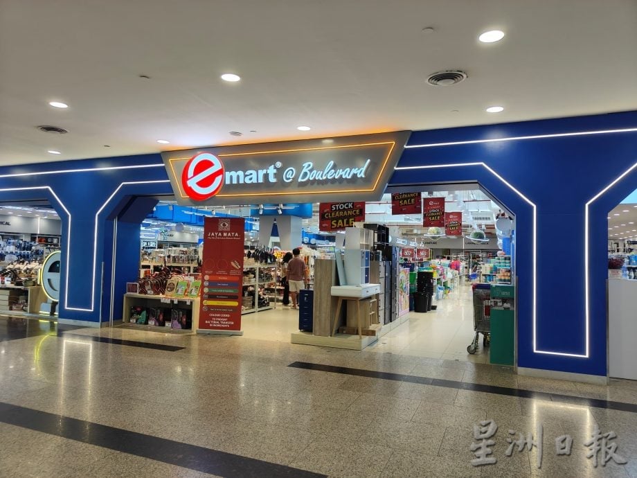 各层楼翻新 诸多品牌入驻富丽华变装 迎客来
