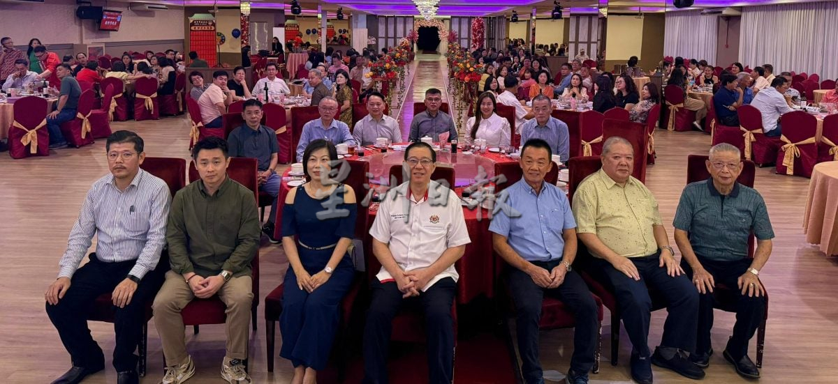 VIP文(大北马)林冠英拨款20万给北海励华小学