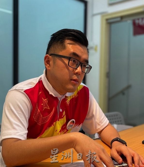 万挠诊所启用EMR 病人须带大马卡真本