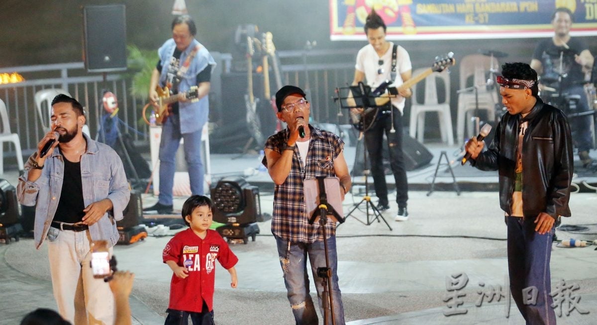 怡市政厅37周年 摇滚夜嗨翻天