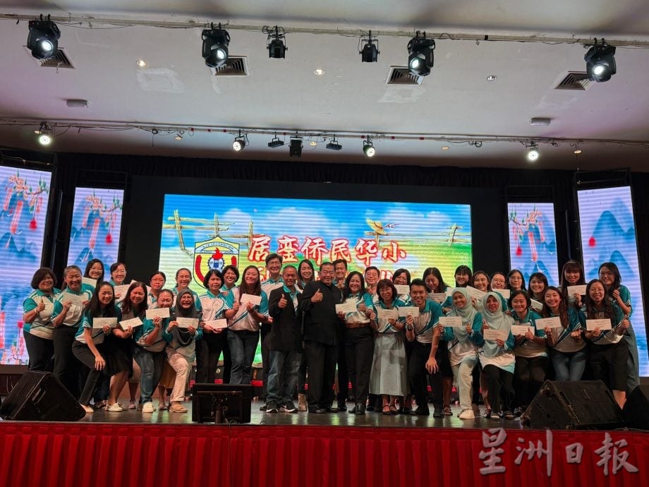 **已签发**柔:头条之一:銮侨民华小迁校有序推进中 蔡永福:需获董事家长100%同意