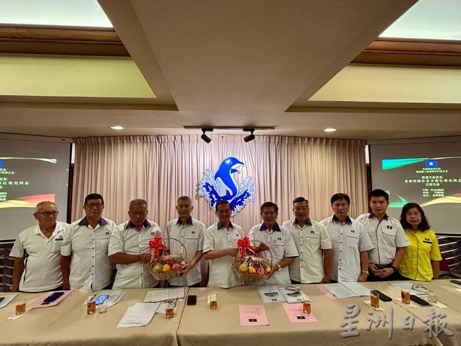 (已签发)柔:四加亭马华一致通过 若无法出战马华选区退出国阵