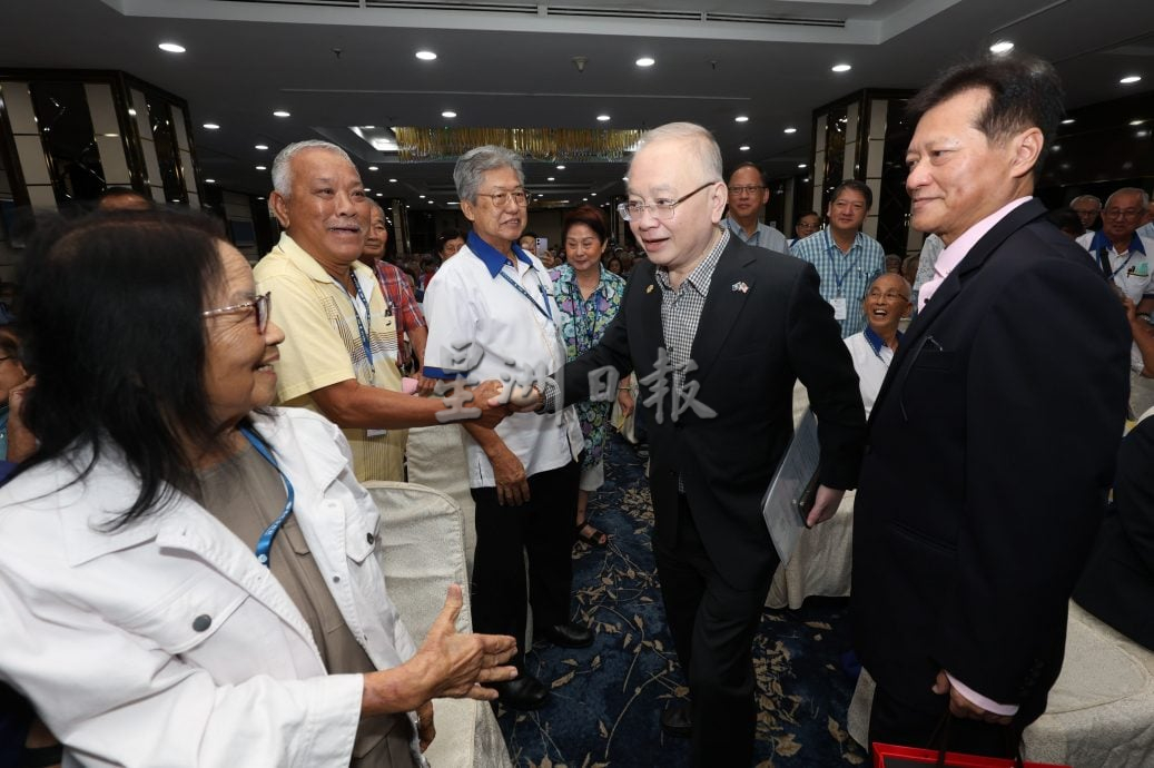 （已上网.可取代网上内容）“乱中求稳或稳中可能更乱”魏家祥忧7月后经济更艰难