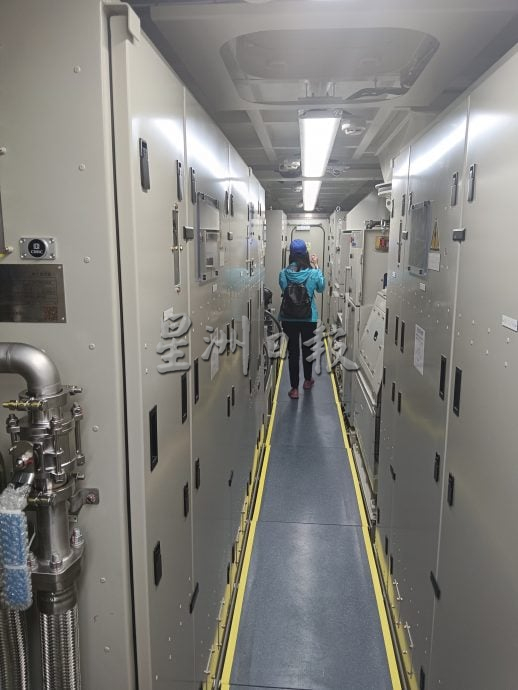 东铁第二主文：首两列动车组及电力机车于2025年底前到达马来西亚，首台车测试里程8000公里