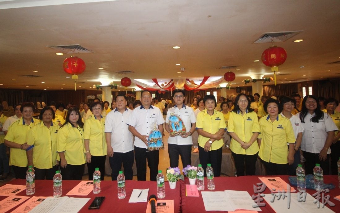 东:(已签发)林锦胜:马华需更多抖音玩手,为民伸冤请命