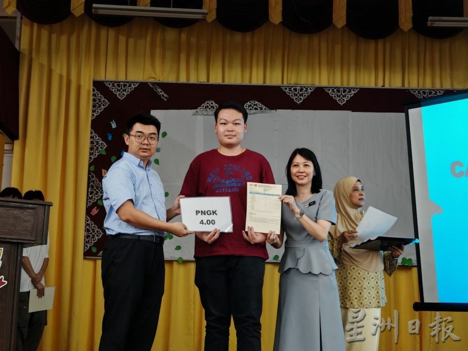 （古城第五版主文）大马高等教育文凭成绩出炉，雅佳美浪3人获得4A