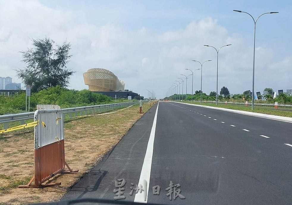 哥打沙班达新路不准摆摊营业，违反者将被执法对付