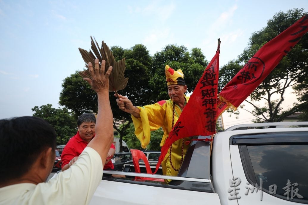 （早报可头）大都会/安邦三教庙举行千秋宝诞众神游行