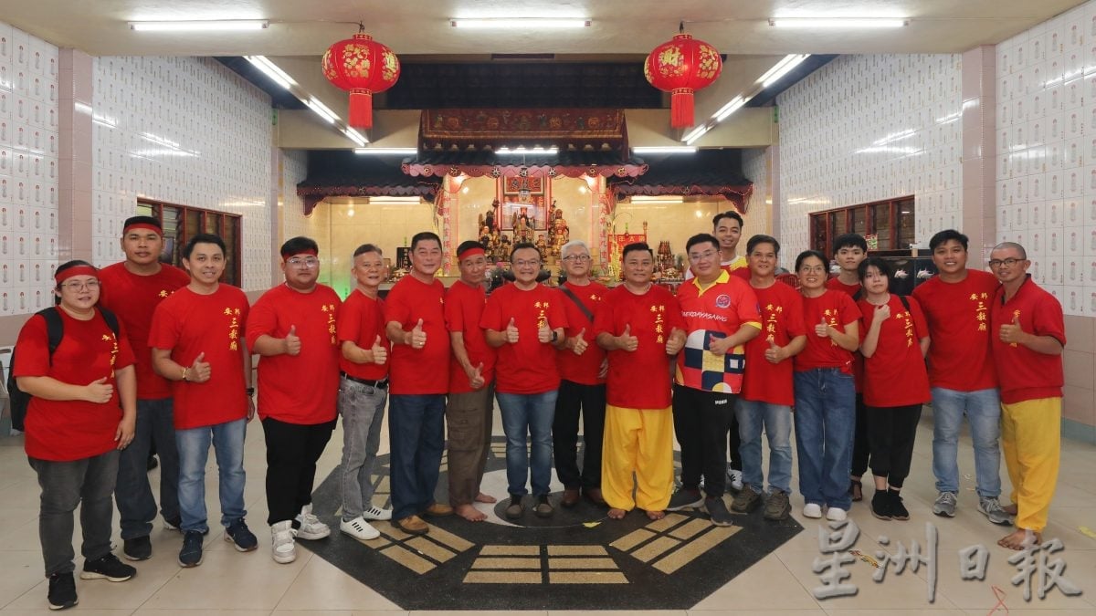 （早报可头）大都会/安邦三教庙举行千秋宝诞众神游行
