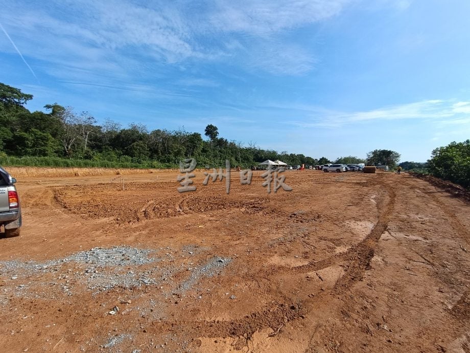 供星洲网：马口紫康阁百人献地计划完成，进入筹款建阁阶段