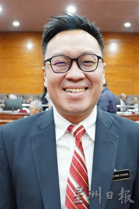 牛奶厂路换水管工程 局部封路2周 留2车道通车