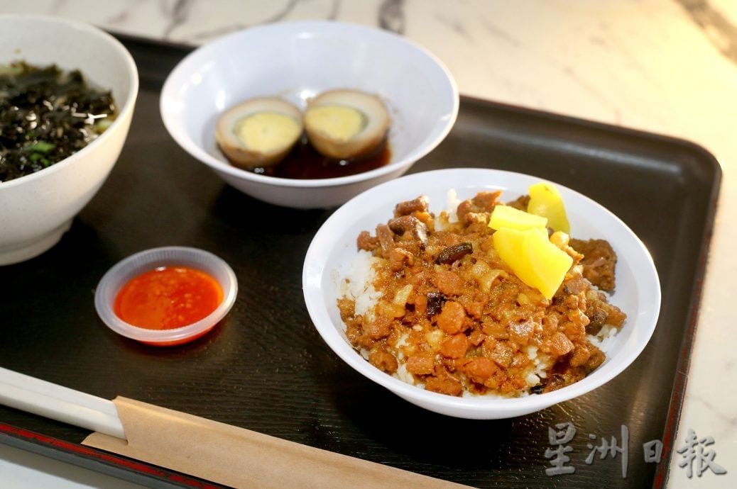 霹／版头／【人气美食】／台湾爸爸好味道 正宗台湾味飘香怡保　