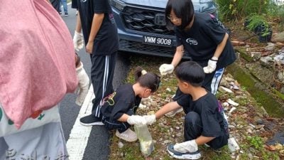 慈济西彭6地点办捡跑活动 培养大人小孩环保意识
