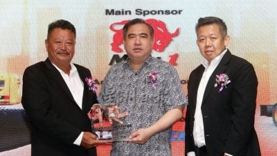 多重政策接连来袭 重型建筑机械业促政府设配套与过渡期