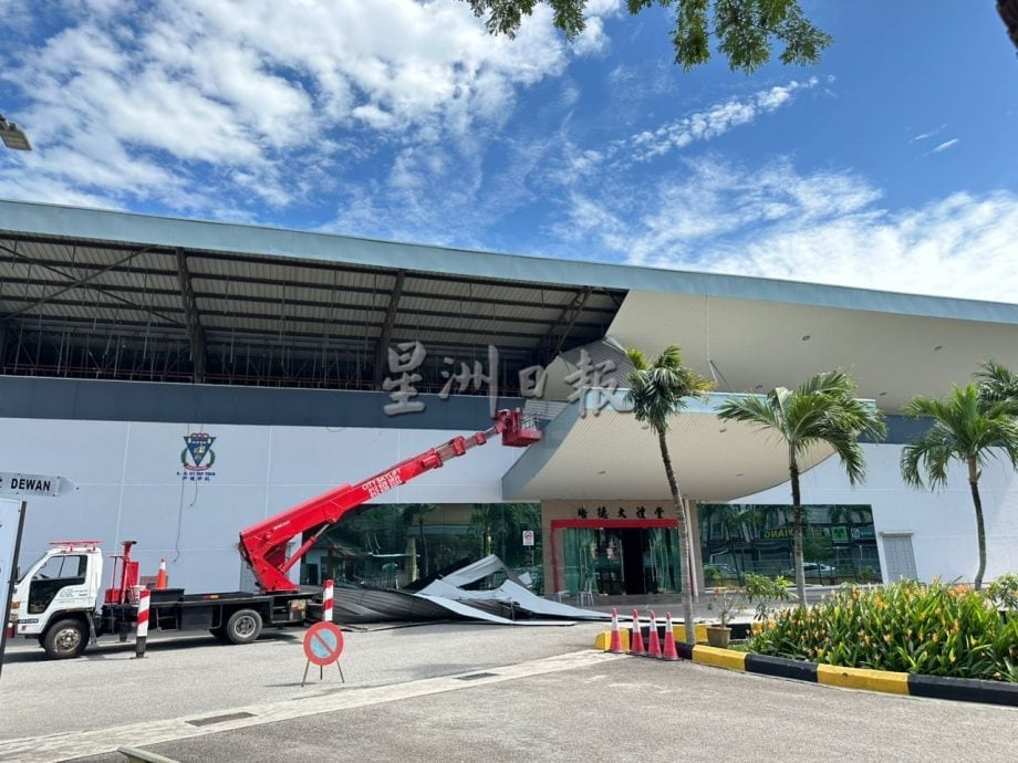 （古城封面主文）凌晨风灾刮走屋顶天花板 市区多地受影响