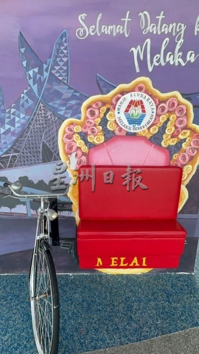 敦帝惹天桥漏水惹热议 市长促勿政治化课题