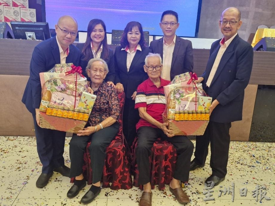 (已签发)柔:**版头**銮永春会馆首推生育奖励金 林清安:支持人口延续