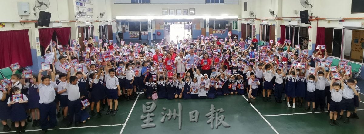 供星洲网:启华小学办双亲节感恩卡比赛 让孩子“把爱说出口”