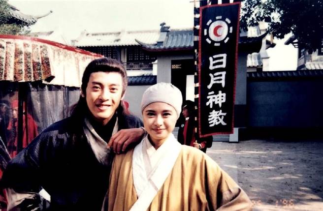 TVB开拍新版《笑傲江湖》 吕颂贤现身开工再演“令狐冲”?