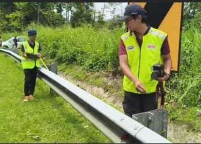 UPSI车祸︱MIROS官员重返现场 进行研究分析工作