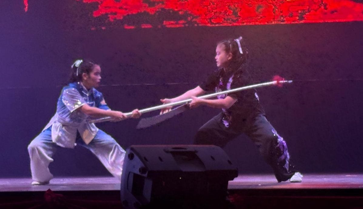 VIP文（大北马）恒毅华中分校第二届文娱晚会《蕴光》顺利举行　学生才艺闪耀舞台